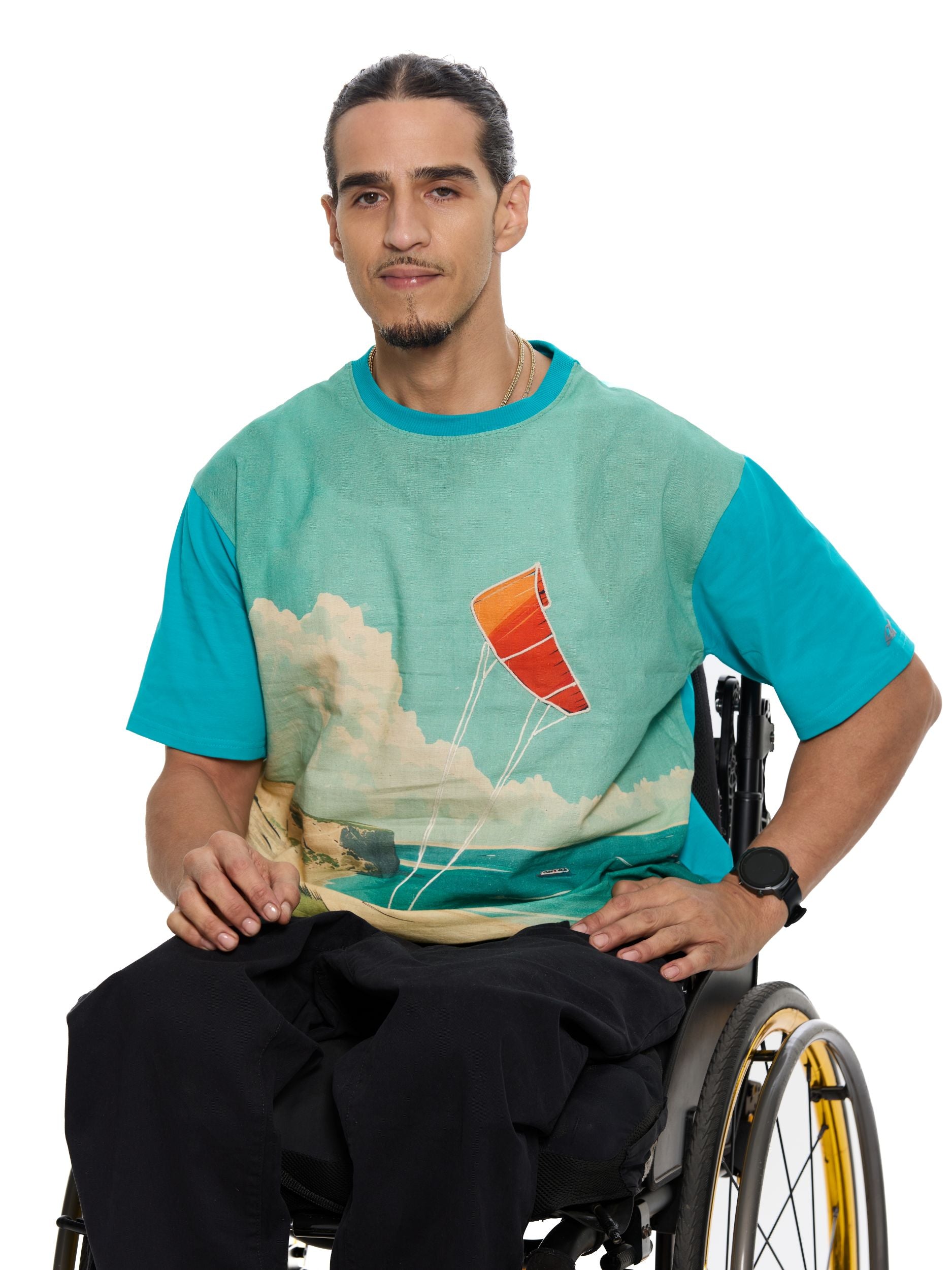 T&3s Graphic T-Shirt – Handcrafted String Embroidery - Kitesurfing