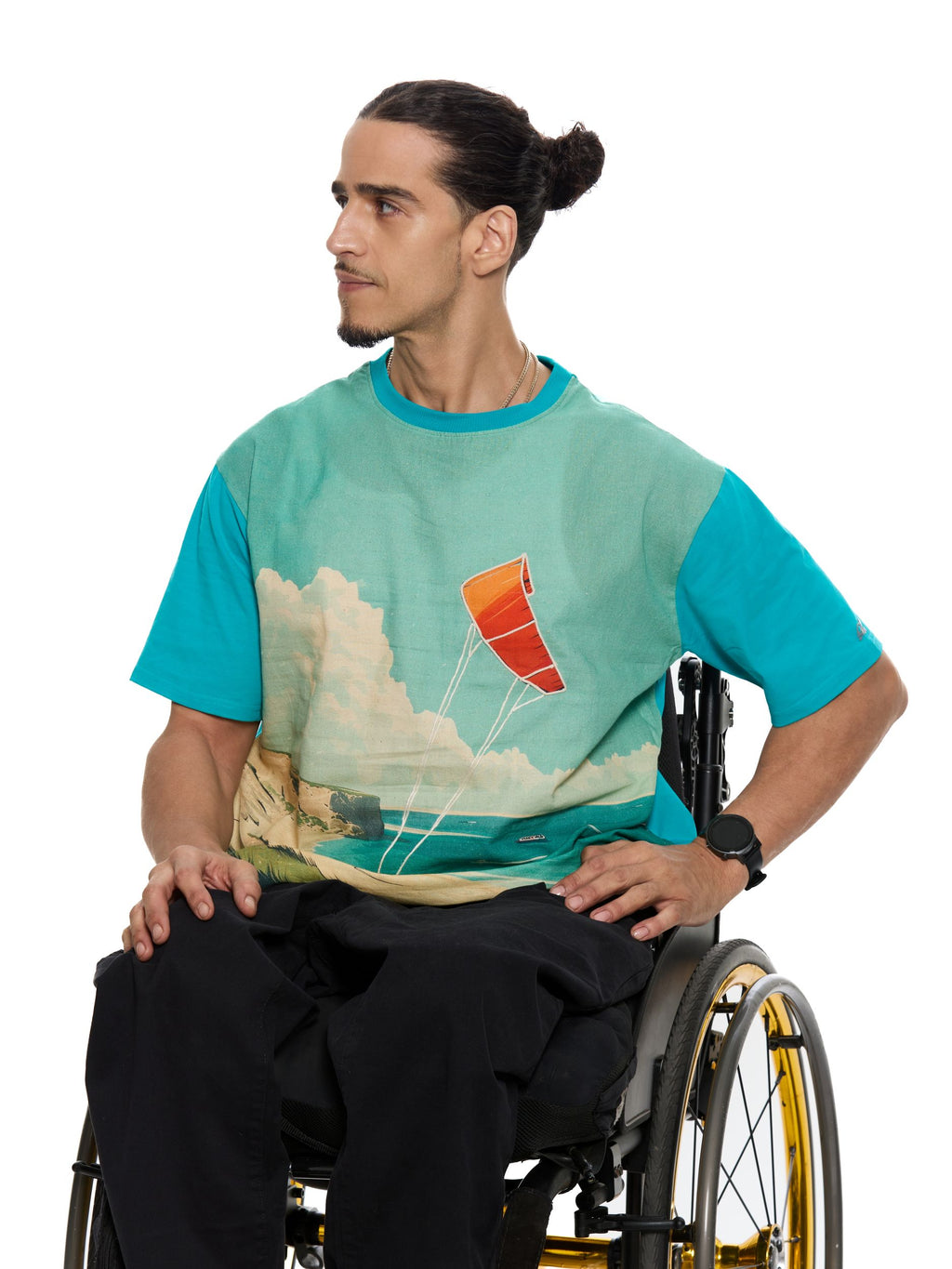 T&3s Graphic T-Shirt – Handcrafted String Embroidery - Kitesurfing