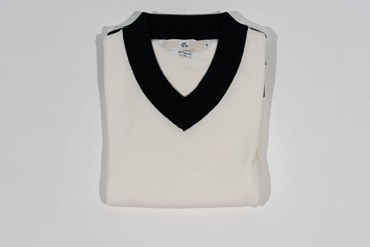 T&3s Monarch Knit V-Neck Cotton Sweater - White